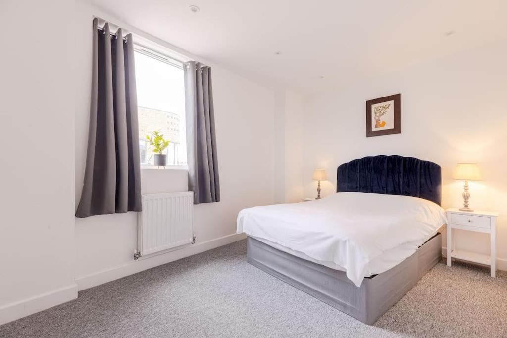 Vertigo Boutique Sleeps 4 London Kingston upon Thames  Eksteriør bilde