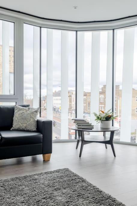 Vertigo Boutique Sleeps 4 London Kingston upon Thames  Eksteriør bilde
