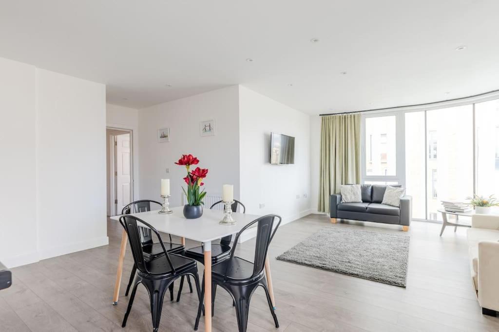 Vertigo Boutique Sleeps 4 London Kingston upon Thames  Eksteriør bilde